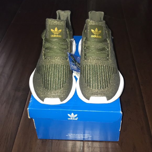 adidas Shoes - Adidas swift run